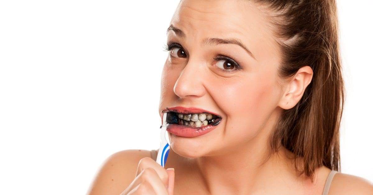 Charcoal Toothpaste Benefits and Risks